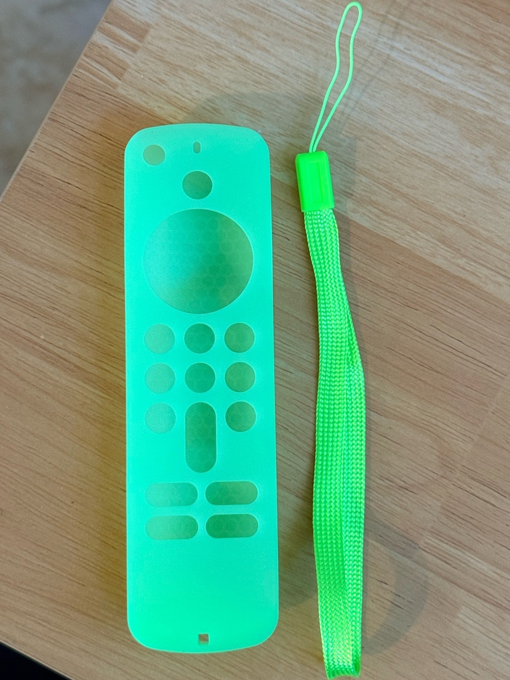 New Neon Green Silicone Remote Cover for Amazon Fire TV Stick 4K w/ wrist strap